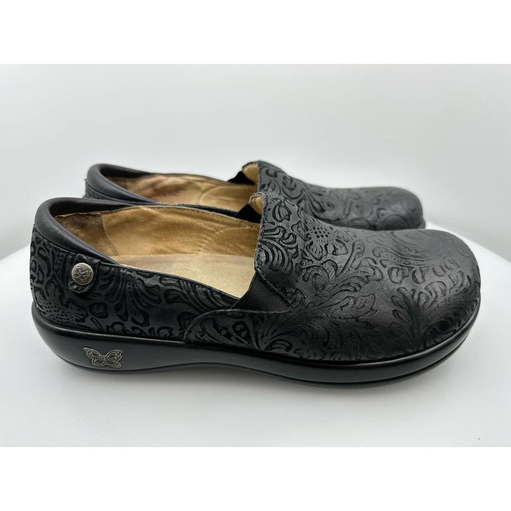KEL-431 Embossed Paisley Slip-On Professional Nursing Womens Shoes 41